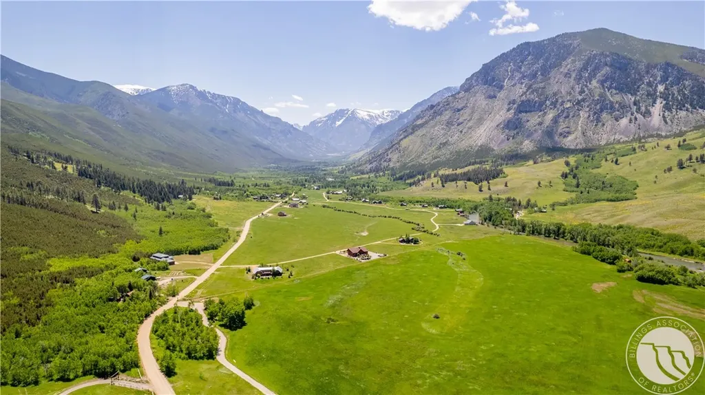 10 Beaver Dam Road Roscoe MT 59071