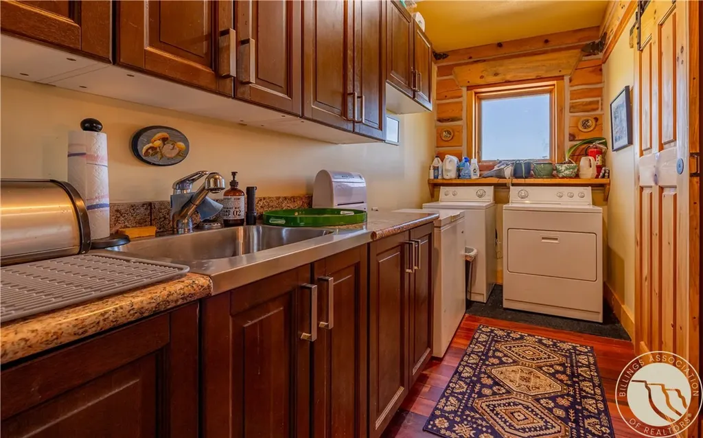 10 Beaver Dam Road Roscoe MT 59071