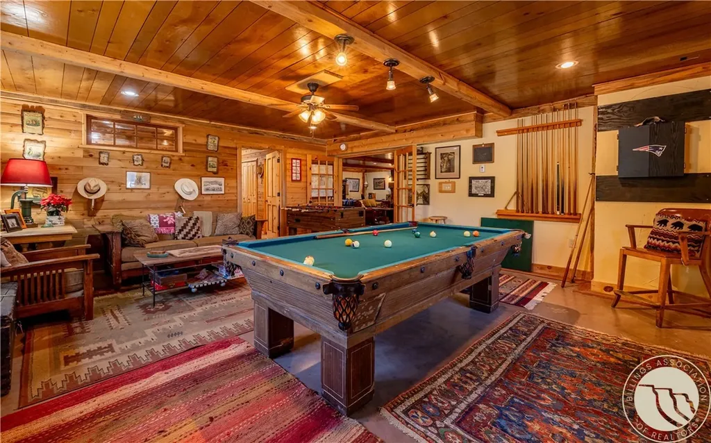 10 Beaver Dam Road Roscoe MT 59071