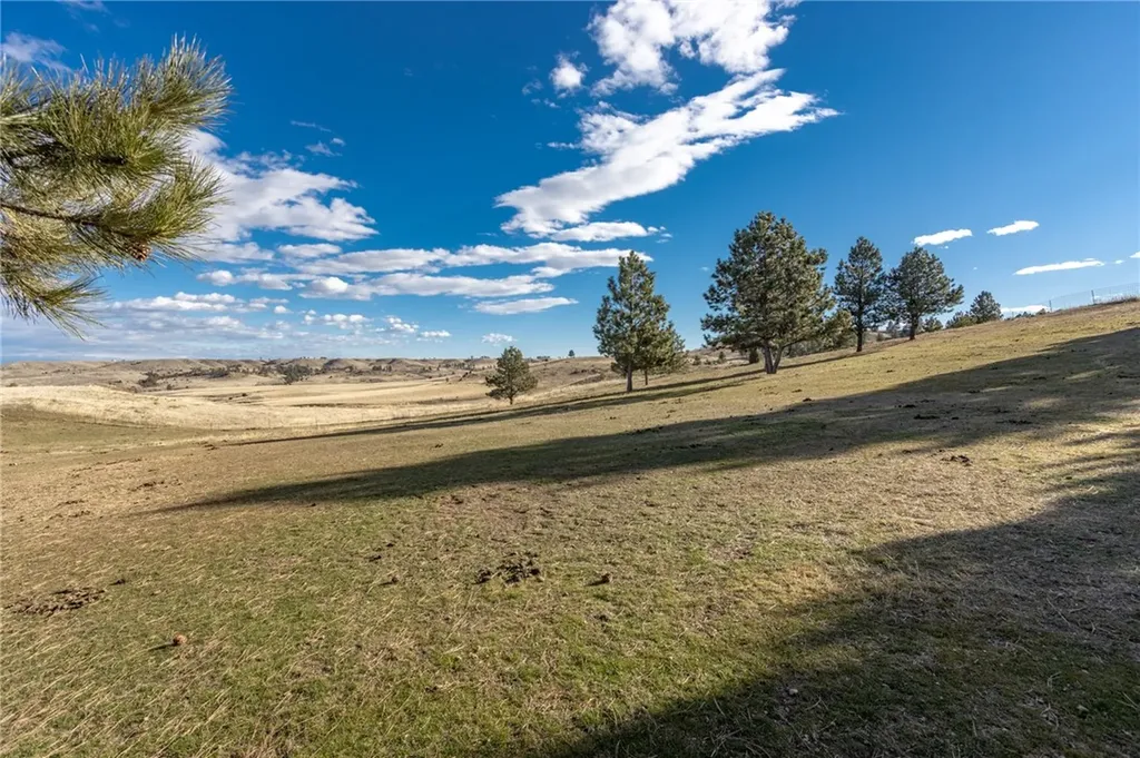 5570 Yellowstone Trail Huntley MT 59037