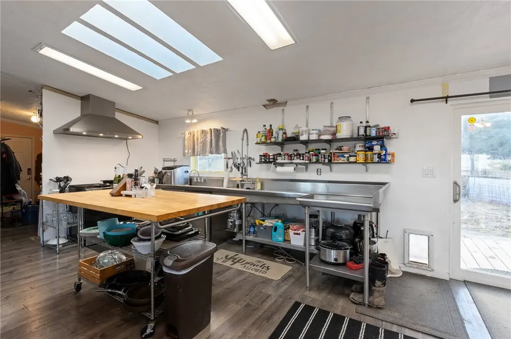 5570 Yellowstone Trail Huntley MT 59037