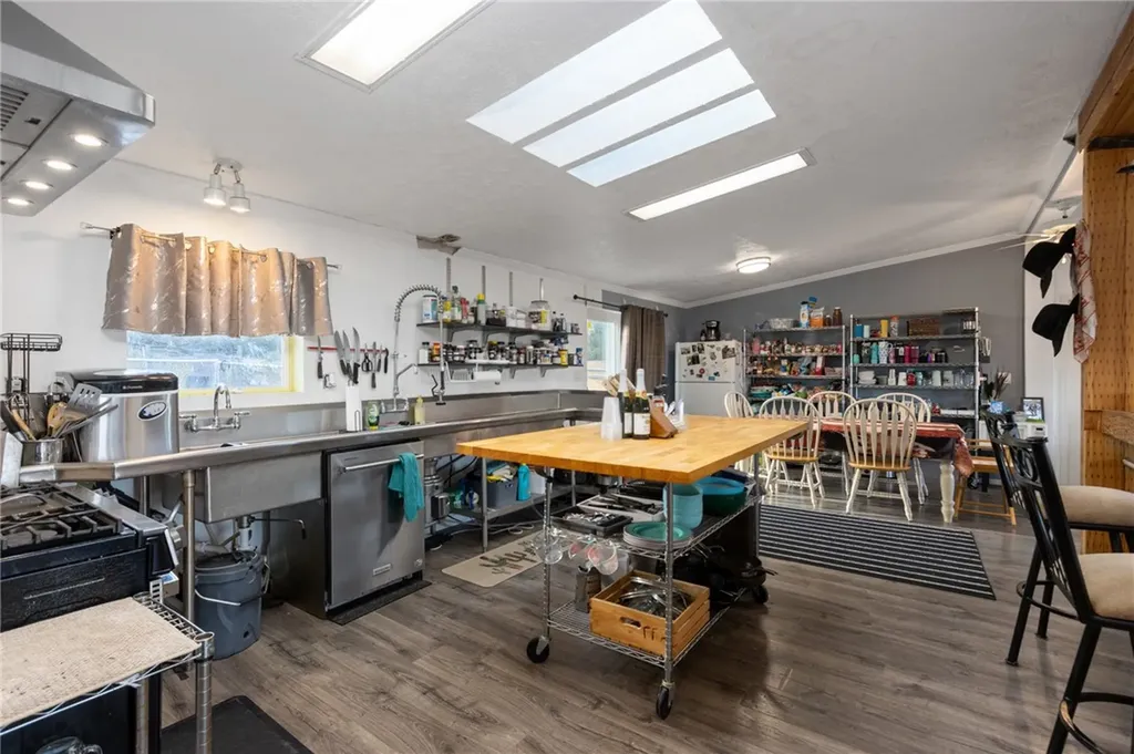 5570 Yellowstone Trail Huntley MT 59037
