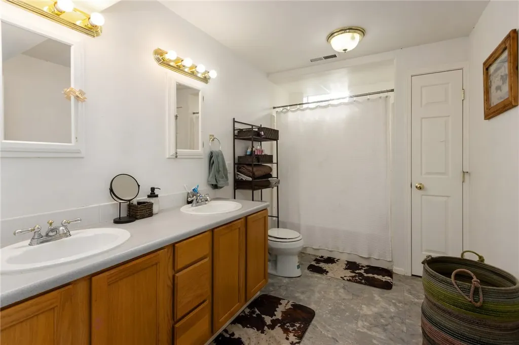 5570 Yellowstone Trail Huntley MT 59037