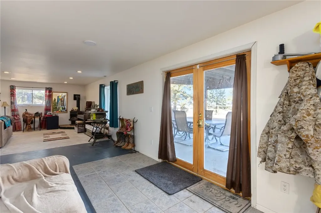 5570 Yellowstone Trail Huntley MT 59037