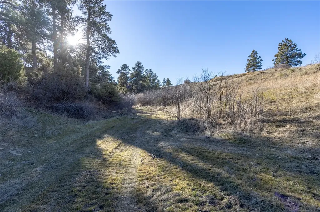 5570 Yellowstone Trail Huntley MT 59037