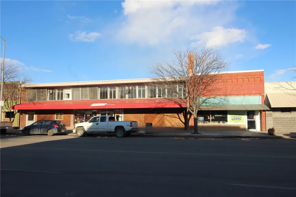 315 N Center Avenue Hardin MT 59034