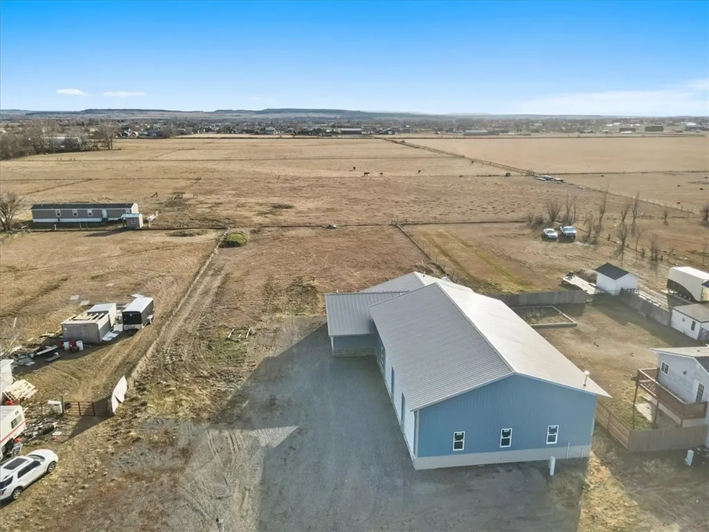 5430 Cerkoney Lane Shepherd MT 59079