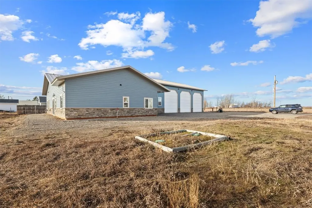 5430 Cerkoney Lane Shepherd MT 59079