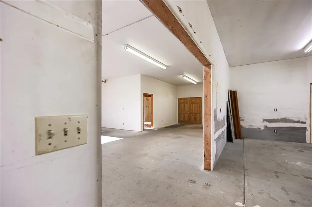 81 N Canyon Drive Roundup MT 59072