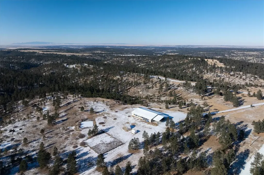 81 N Canyon Drive Roundup MT 59072