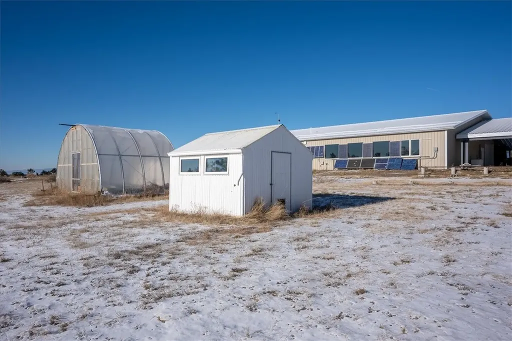 81 N Canyon Drive Roundup MT 59072
