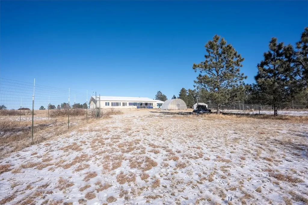 81 N Canyon Drive Roundup MT 59072