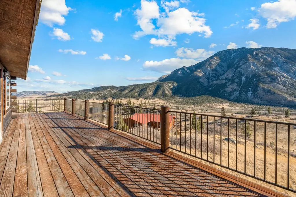 38 Rocky Trail Nye MT 59061