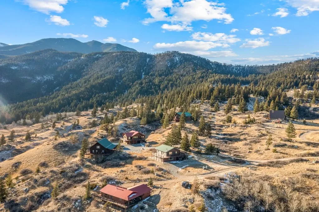 38 Rocky Trail Nye MT 59061