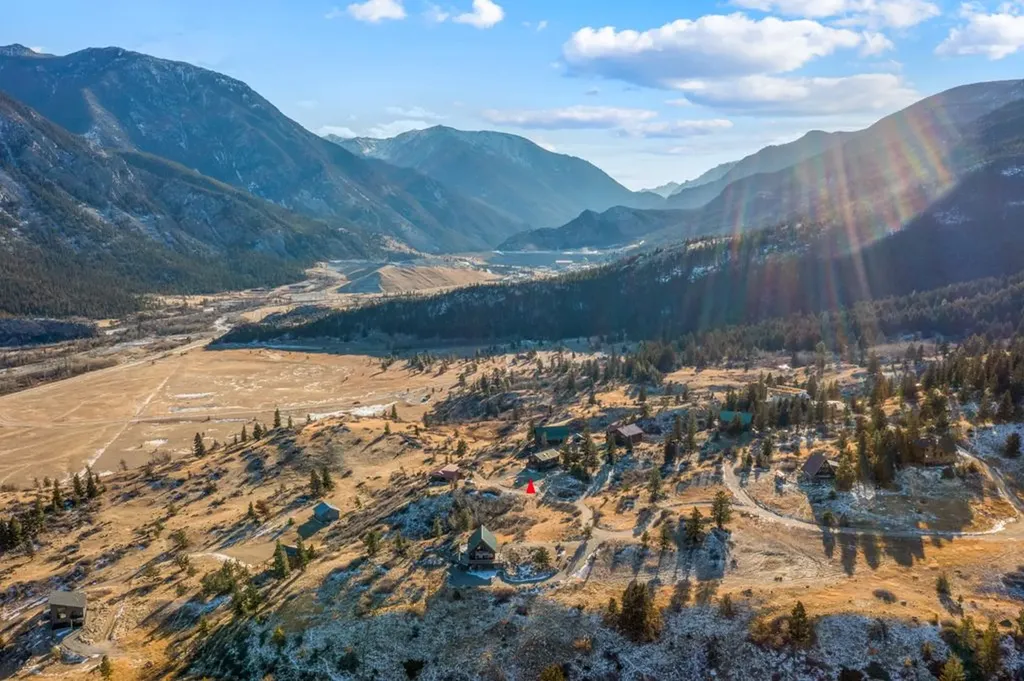 38 Rocky Trail Nye MT 59061