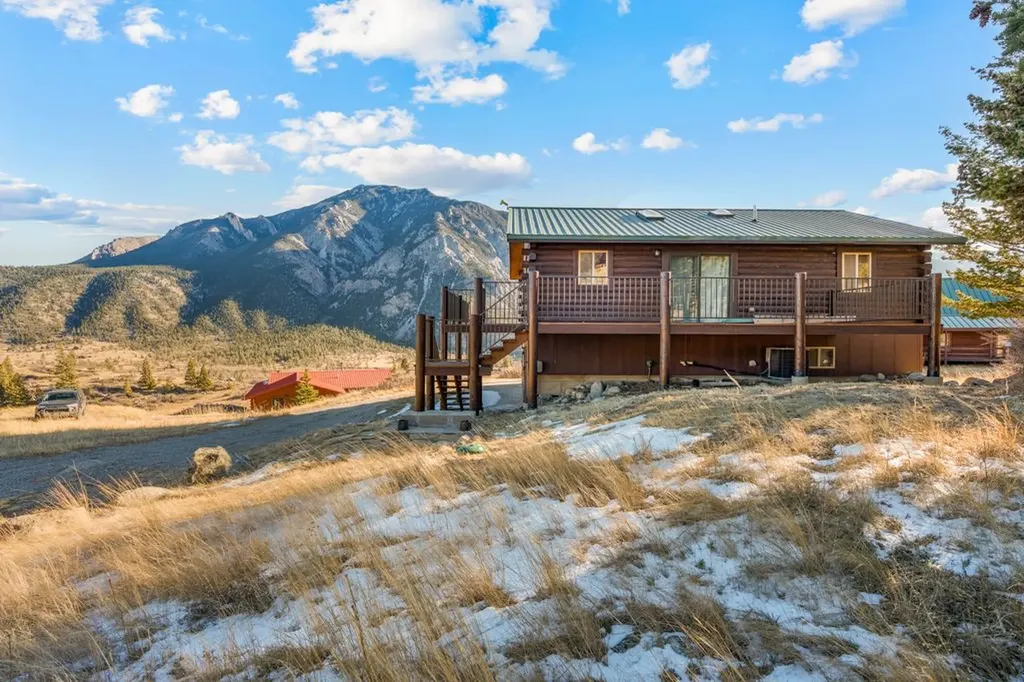 38 Rocky Trail Nye MT 59061