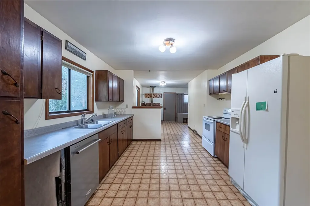 308 1st Street N Ryegate MT 59074