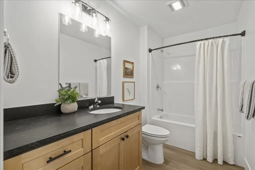 5446 Apple Rose Lane Billings MT 59106