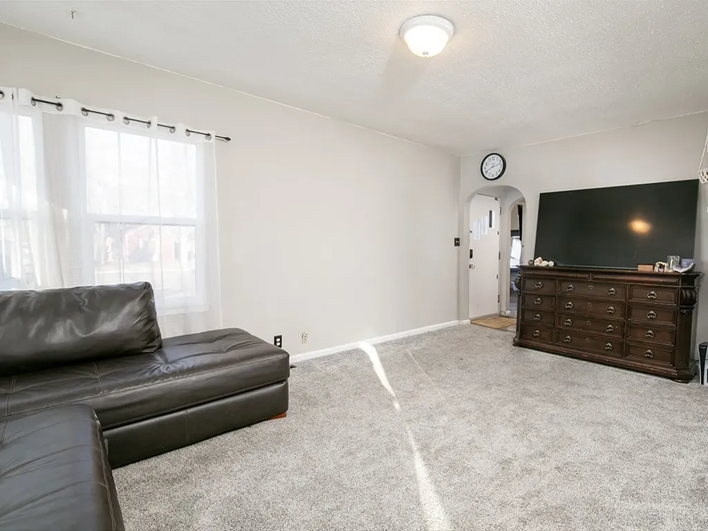 1326 Custer Avenue Billings MT 59102