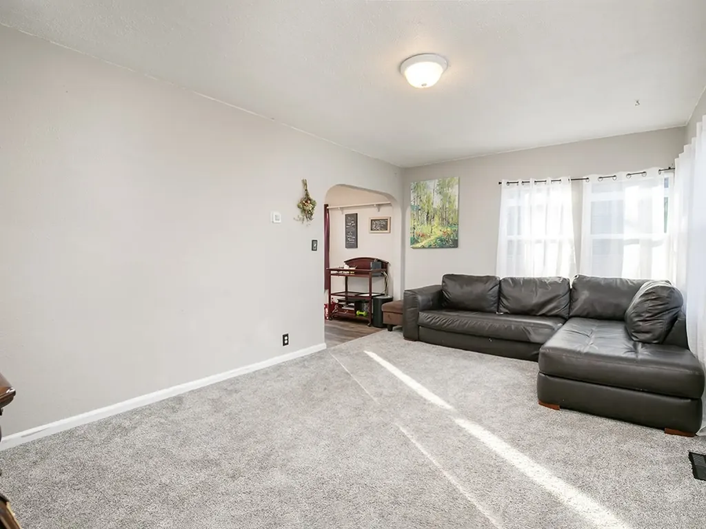 1326 Custer Avenue Billings MT 59102