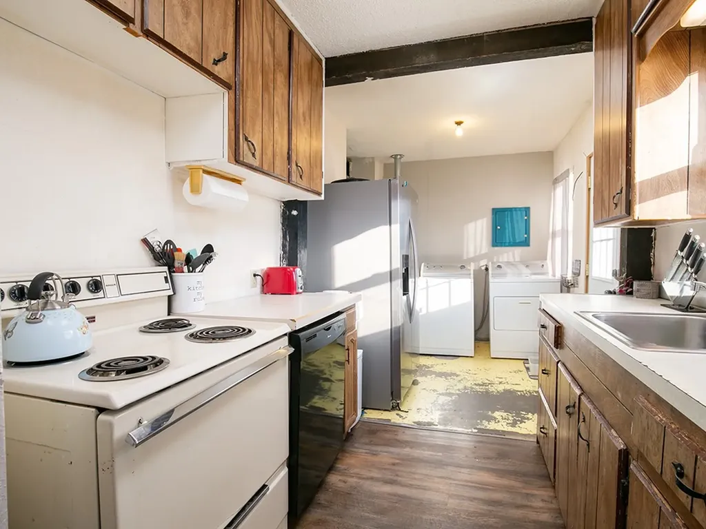 1326 Custer Avenue Billings MT 59102