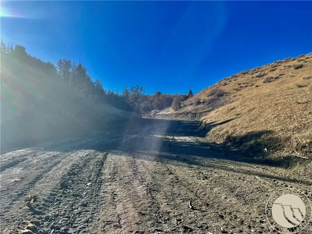 2391 Blue Creek Billings MT 59101