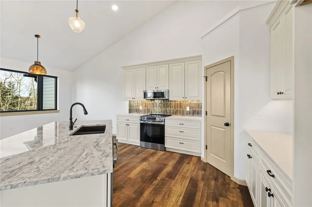 2 Pineridge Circle #2 Red Lodge MT 59068
