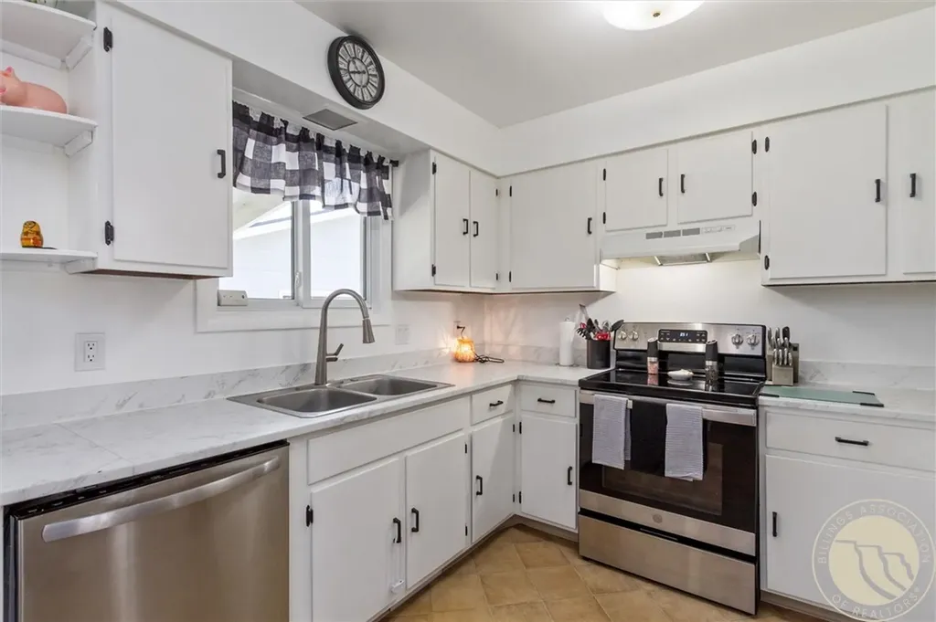 16 19th Street W Billings MT 59102