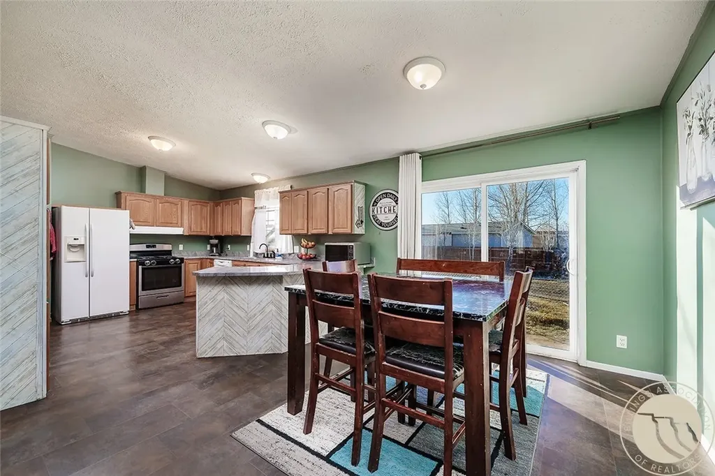 6 Bing Street N Billings MT 59105