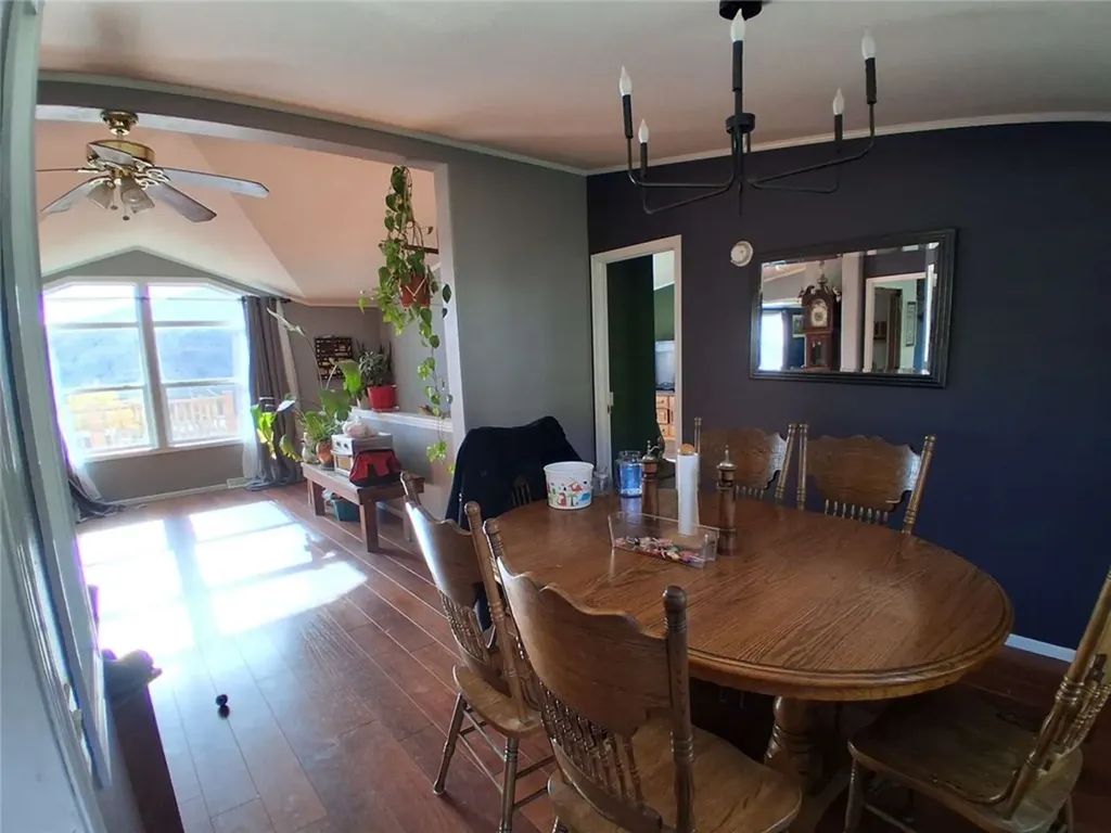 121 N 1st Street Bearcreek MT 59007