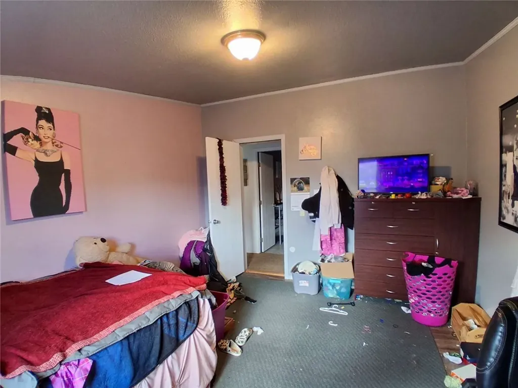 121 N 1st Street Bearcreek MT 59007