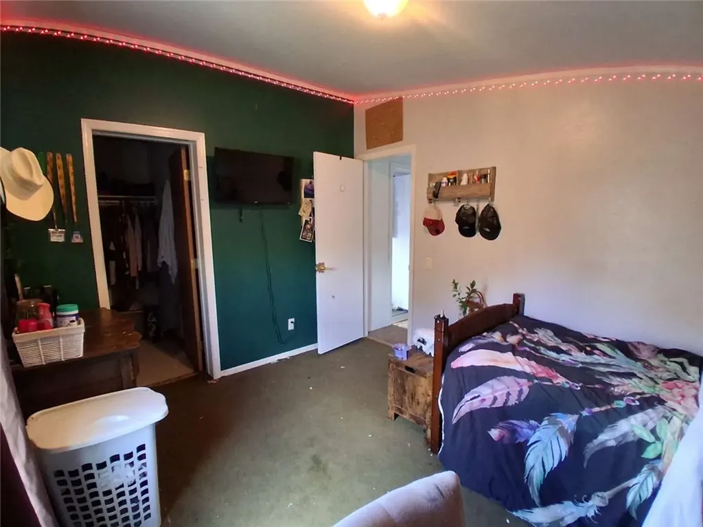 121 N 1st Street Bearcreek MT 59007