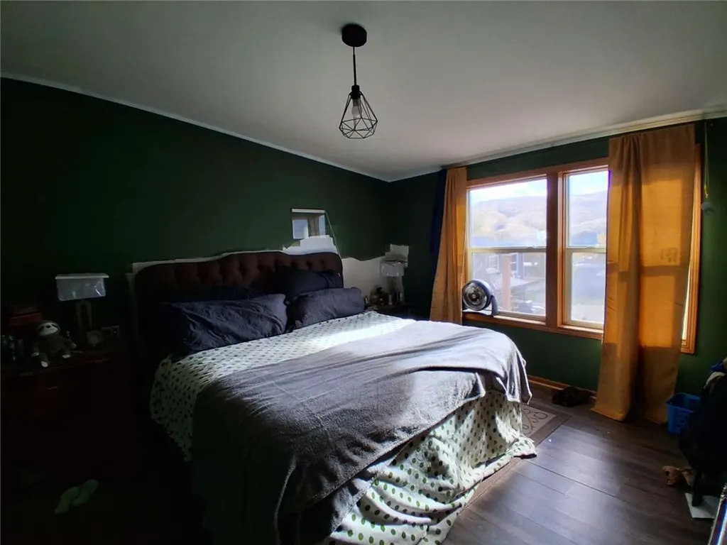 121 N 1st Street Bearcreek MT 59007