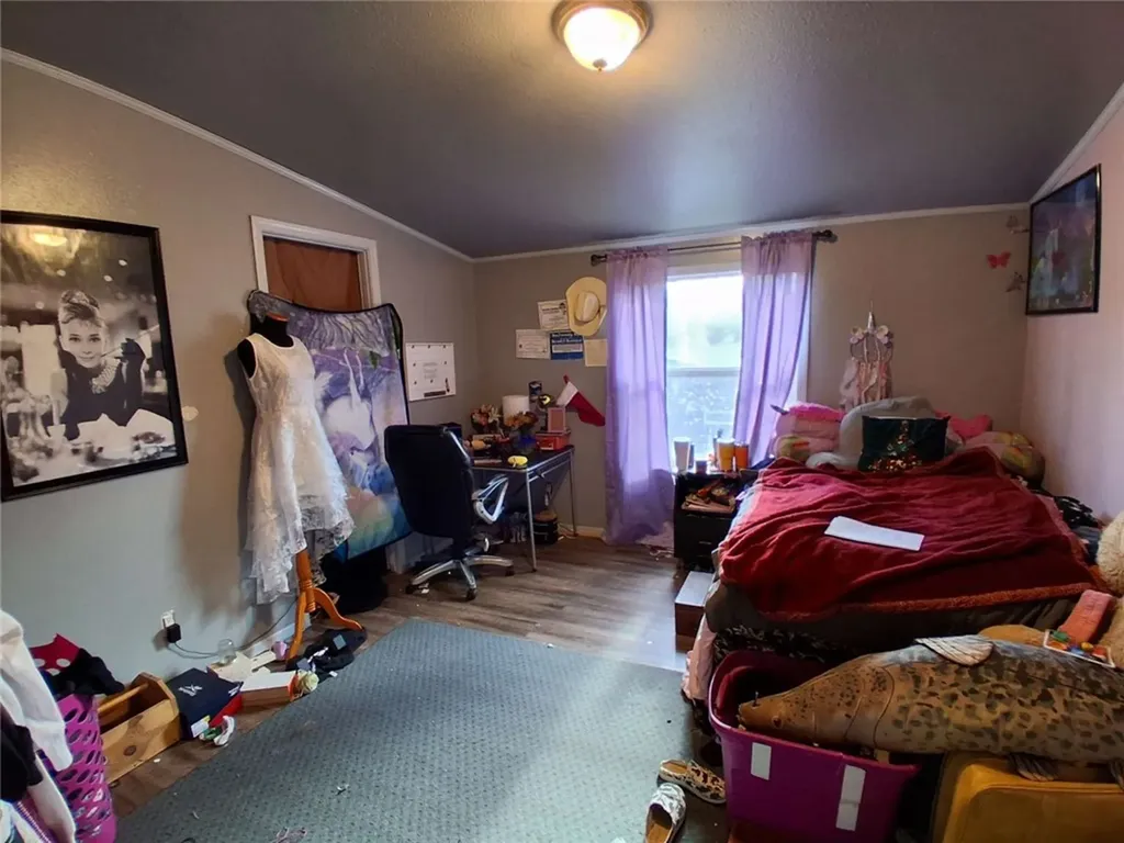 121 N 1st Street Bearcreek MT 59007