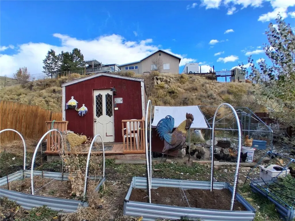 121 N 1st Street Bearcreek MT 59007