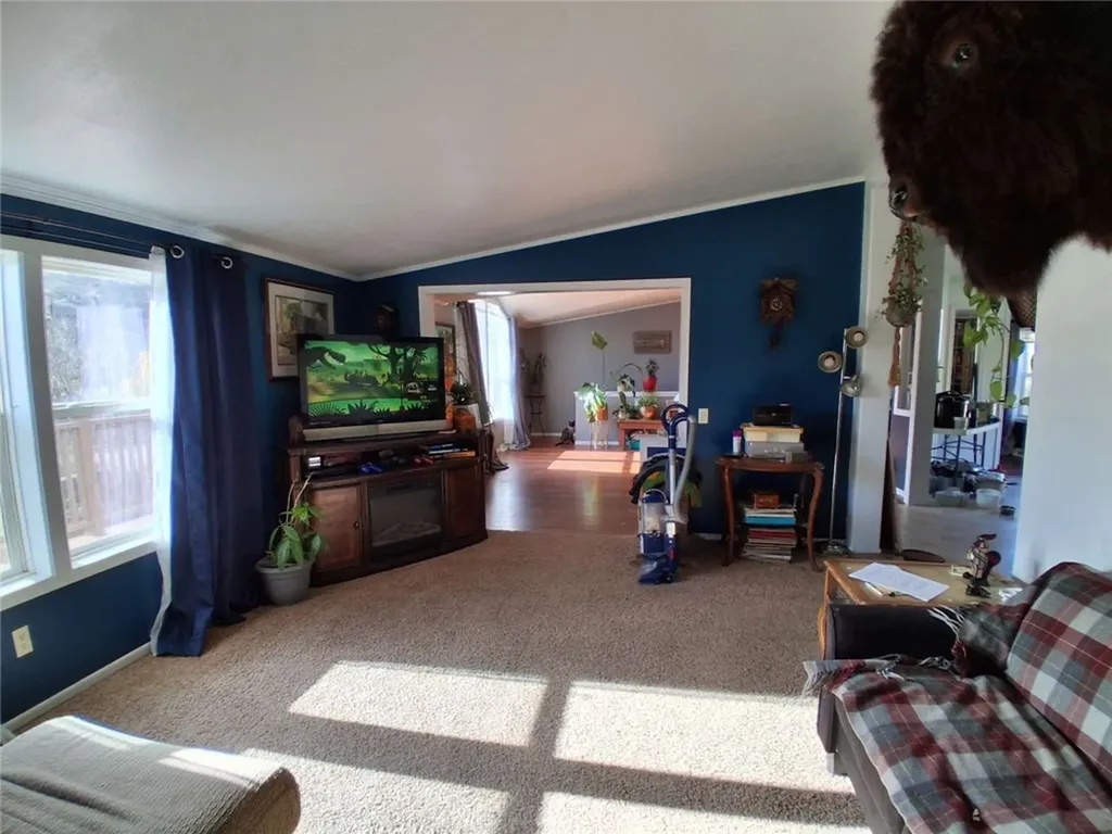 121 N 1st Street Bearcreek MT 59007