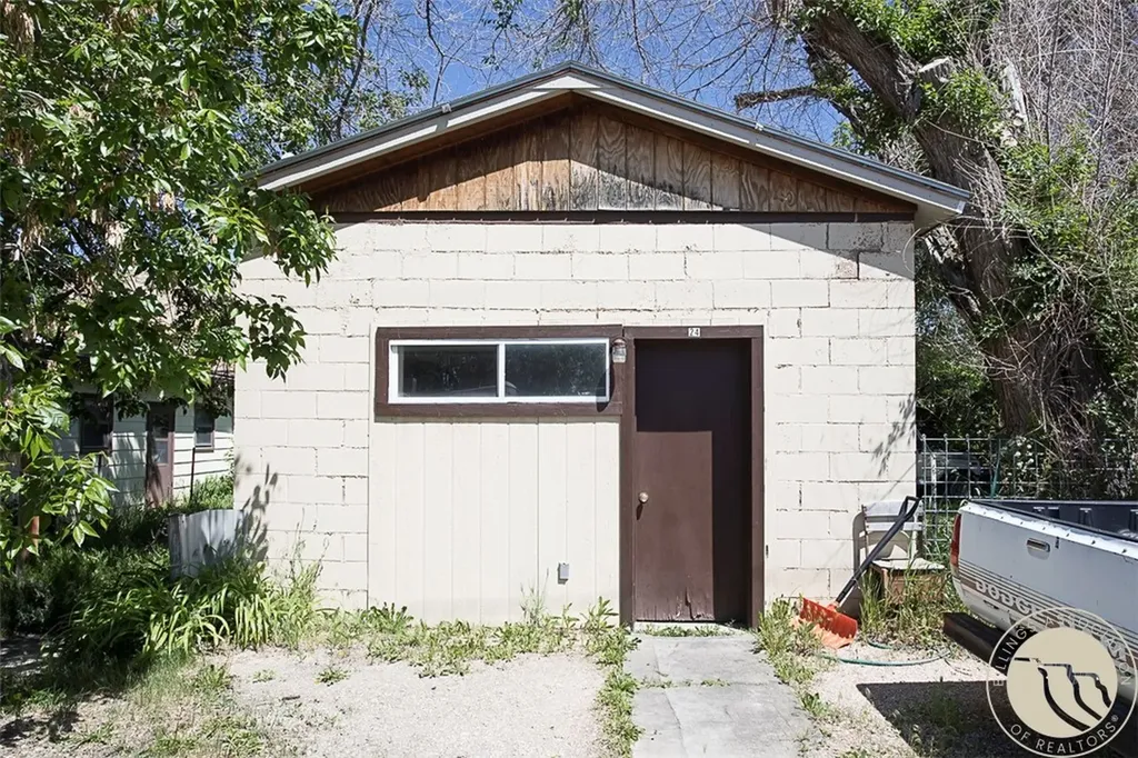 222 Broadway Avenue Belfry MT 59008