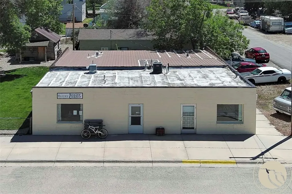 222 Broadway Avenue Belfry MT 59008