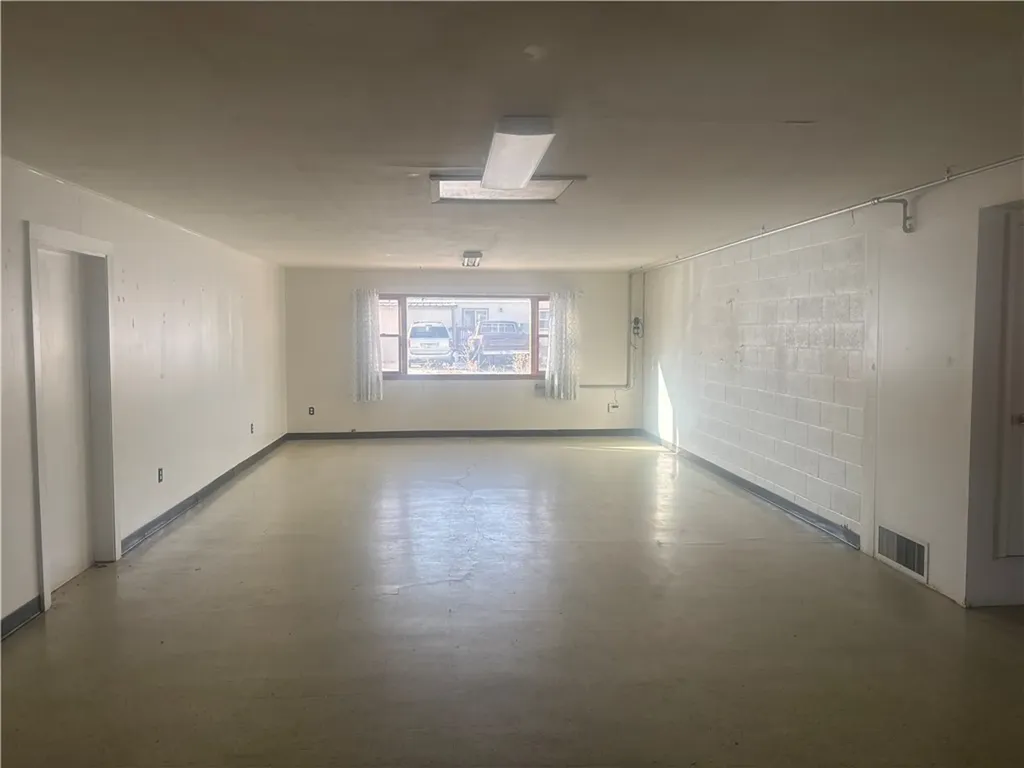 222 Broadway Avenue Belfry MT 59008