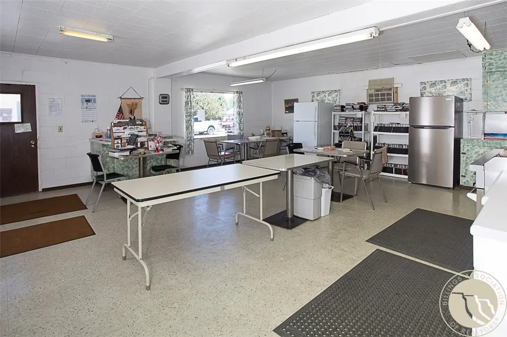 222 Broadway Avenue Belfry MT 59008