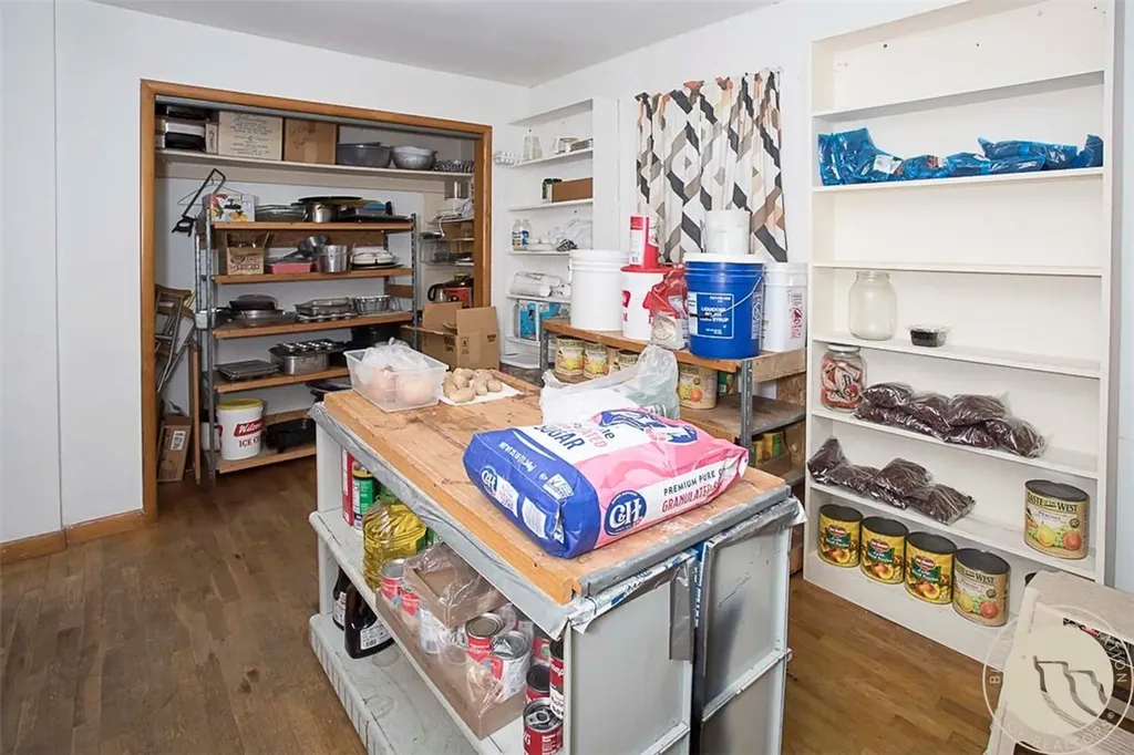 222 Broadway Avenue Belfry MT 59008