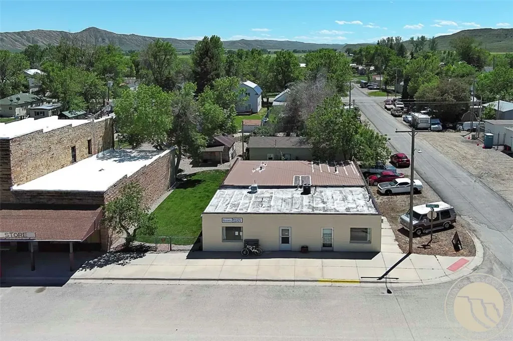 222 Broadway Avenue Belfry MT 59008
