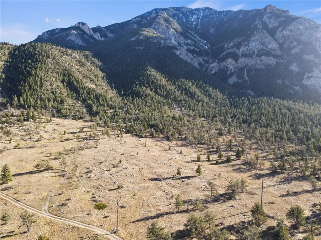 Lot 34 Cmr Trail Nye MT 59061
