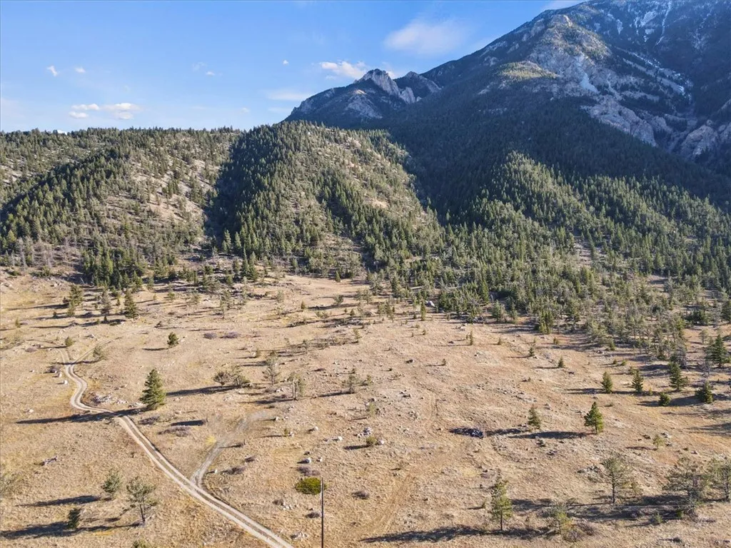 Lot 34 Cmr Trail Nye MT 59061