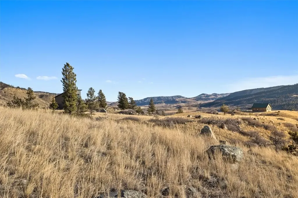 Lot 34 Cmr Trail Nye MT 59061