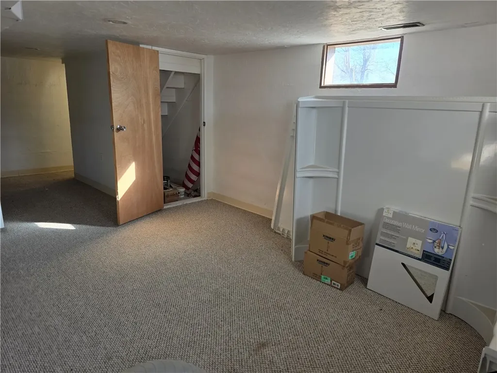 509 N 13th Avenue Forsyth MT 59327