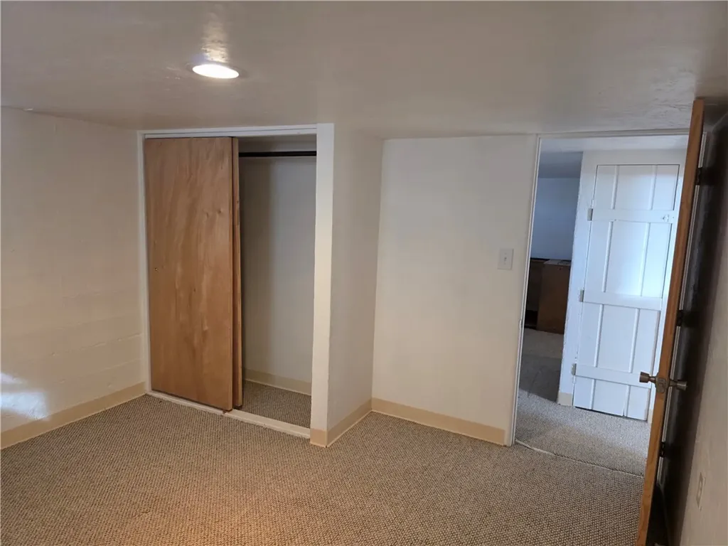 509 N 13th Avenue Forsyth MT 59327