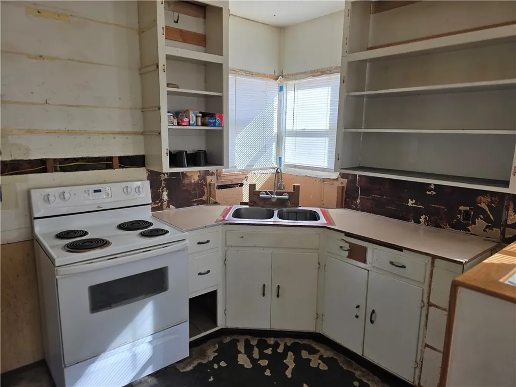 509 N 13th Avenue Forsyth MT 59327