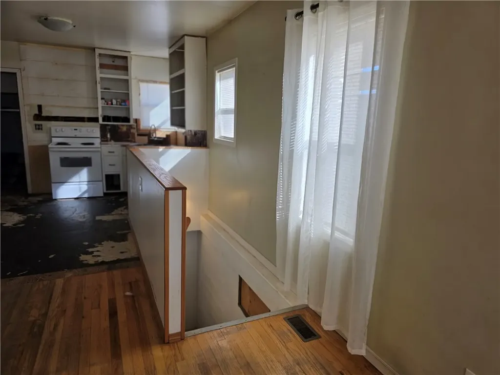 509 N 13th Avenue Forsyth MT 59327