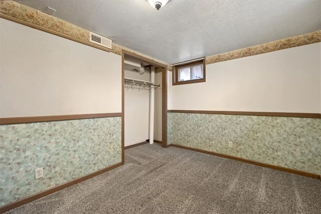 2521 Custer Avenue Billings MT 59102